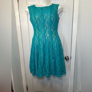 Julian Taylor size 6 dress
